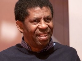 Haiti - Literature : Surprise visit of Dany Laferrière in Petit-Goâve
