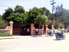 Haïti - Social : Fermeture forcée de la mairie de Petit-Goâve