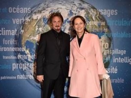 Haïti - Environnement COP21 : Un projet de reboisement d'Haïti mené par Sean Penn