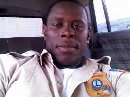 Haiti - Security : A police officer shot dead at Martissant