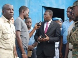 Haïti - Politique : Tournée de prisons du Ministre de la Justice