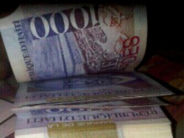 Haïti - Politique : Des syndicats réclament une augmentation de 228% du salaire minimum