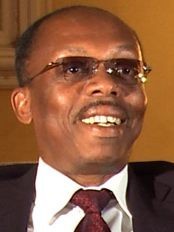 Haïti - Politique : Le passeport d’Aristide est prêt