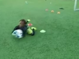 Haïti - Football : Gardienne à 8 ans, une fillette qui ne manque pas de talent