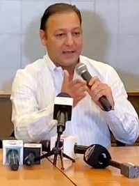 Haiti - Politic : The Mayor of Santiago qualifies Claude Joseph as a «bandit»