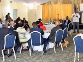 Haïti - Politique : Le P.M. échange avec de nombreux hommes et femmes d’affaires