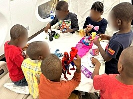 Haiti - Social : 10 adopted Haitian orphans arrived in Italy