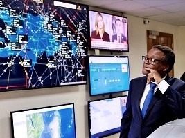 Haiti - Politic : Advisor Fritz Jean visits the Control Tower (Video)