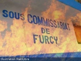 Haïti - Kenscoff : «Viv ansanm» incendie le sous-commissariat de Furcy 