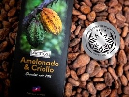Haïti - Agro-Industrie : Ayitika Haïti, médaille d’argent Gourmet pour son chocolat noir 70% «Amelonado-Criollo»
