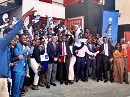 Haiti - Technology : 71 IT Analysts Graduate