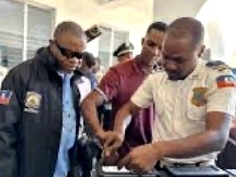 Haiti - Les Cayes : Launch of a regional office for issuing police certificates