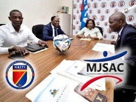 Haïti - Football : Vers une collaboration renforcée entre le MJSAC et la FHF