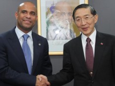 Haïti - Politique : Laurent Lamothe a rencontré le Chancelier David Yung Lo Lin