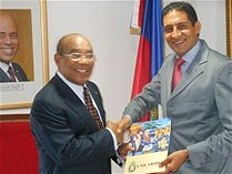 Haïti - Éducation : L'Université dominicaine UNICARIBE, octroi des bourses aux étudiants haïtiens