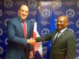 Haïti - Politique : Interférence et «roaming» à l'agenda bilatéral